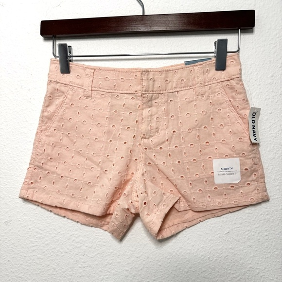 Old Navy girls pink eyelet flat front chino mini shorts size 10 NWT - Picture 2 of 10